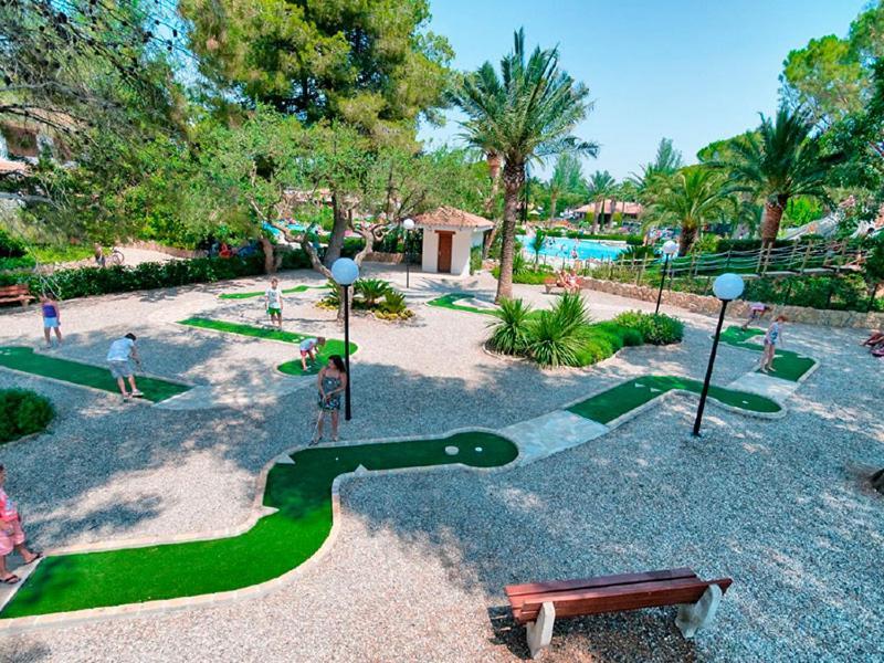 Mobile Homes By Kelair At Playa Montroig Camping Resort Таррагона Экстерьер фото